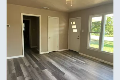 1601 Anthony Street, Gainesville, TX 76240 - Photo 6