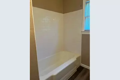 1601 Anthony Street, Gainesville, TX 76240 - Photo 12