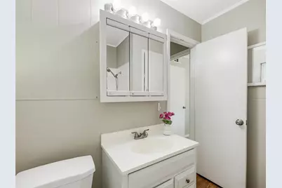 717 NW 14th Street, Grand Prairie, TX 75050 - Photo 18