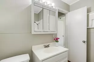 717 NW 14th St, Grand Prairie, TX 75050 - Photo 18