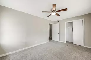 717 NW 14th St, Grand Prairie, TX 75050 - Photo 14
