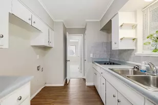 717 NW 14th St, Grand Prairie, TX 75050 - Photo 20