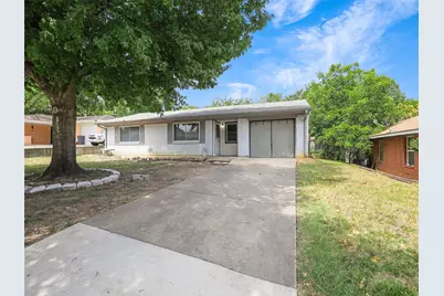 717 NW 14th Street, Grand Prairie, TX 75050 - Photo 4