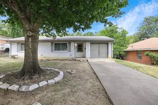 717 NW 14th St, Grand Prairie, TX 75050 - Photo 1