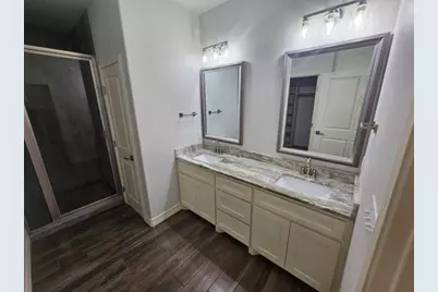 11526 Willowood Creek Drive, Corpus Christi, TX 78410 - Photo 12