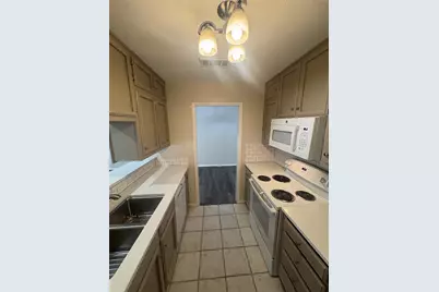 904 N Austin Street, Denton, TX 76201 - Photo 8