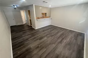 904 N Austin St, Denton, TX 76201 - Photo 2