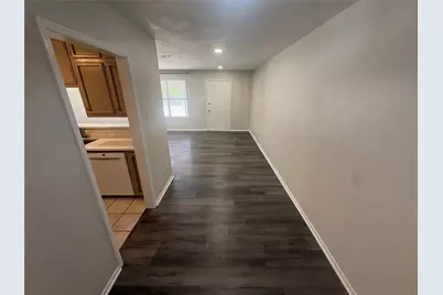 904 N Austin Street, Denton, TX 76201 - Photo 6