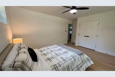 9920 Greenfield Drive, Dallas, TX 75238 - Photo 10