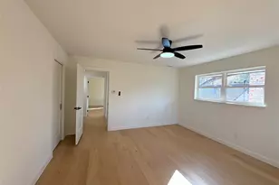 9920 Greenfield Dr, Dallas, TX 75238 - Photo 24