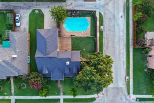 2060 Briarcliff Rd, Lewisville, TX 75067 - Photo 32