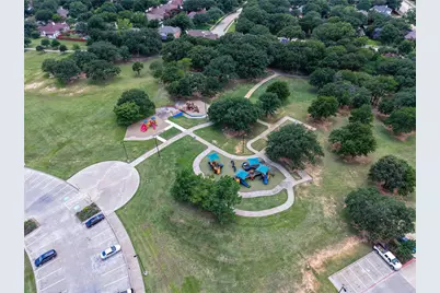 2060 Briarcliff Road, Lewisville, TX 75067 - Photo 40
