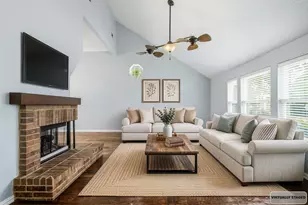 2060 Briarcliff Rd, Lewisville, TX 75067 - Photo 6
