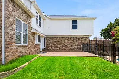2060 Briarcliff Road, Lewisville, TX 75067 - Photo 30