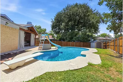 1014 Mountview Court, Carrollton, TX 75006 - Photo 32