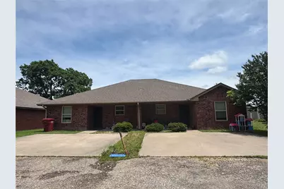 160 Bell Street, Blossom, TX 75416 - Photo 1