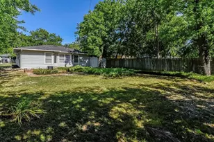 1508 N Highland Ave, Sherman, TX 75092 - Photo 16