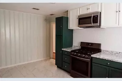 1508 N Highland Avenue, Sherman, TX 75092 - Photo 2