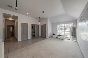 4820 Thames Dr, Grand Prairie, TX 75052 - Photo 22