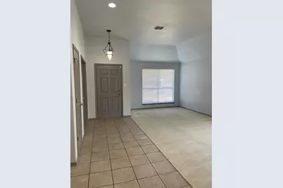 4820 Thames Drive, Grand Prairie, TX 75052 - Photo 2