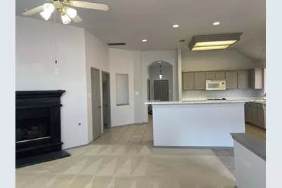 4820 Thames Drive, Grand Prairie, TX 75052 - Photo 6