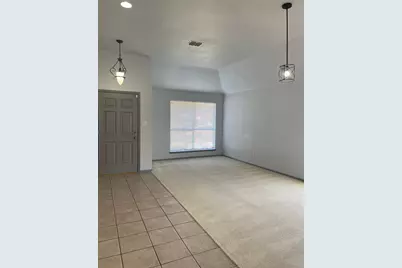 4820 Thames Drive, Grand Prairie, TX 75052 - Photo 4