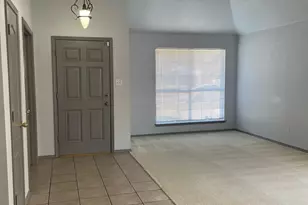 4820 Thames Dr, Grand Prairie, TX 75052 - Photo 2