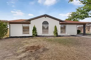 11231 Pelican Dr, Dallas, TX 75238 - Photo 4