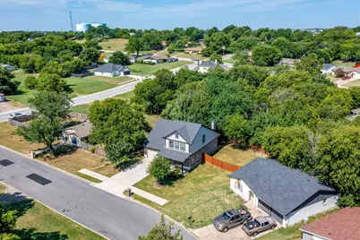 826 Rumfield Road, White Settlement, TX 76108 - Photo 4