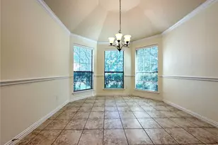 9404 Caliente Dr, McKinney, TX 75072 - Photo 8