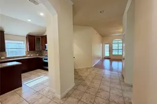 9404 Caliente Dr, McKinney, TX 75072 - Photo 4