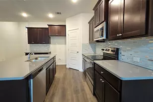 1215 Stagecoach Trl, Justin, TX 76247 - Photo 10