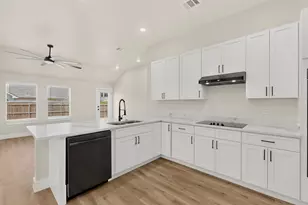 336 Mystic River Trail, Fort Worth, TX 76131 - Photo 8