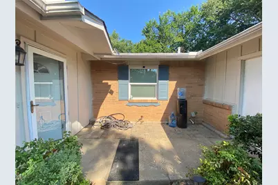 2711 Olympia Drive, Arlington, TX 76013 - Photo 2