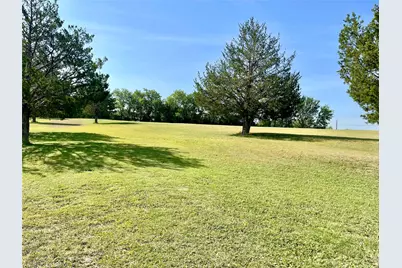 218 Rustic Trail, Van Alstyne, TX 75495 - Photo 2