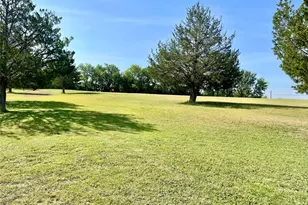 218 Rustic Trail, Van Alstyne, TX 75495 - Photo 2