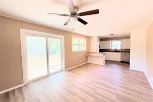 1336 Crestview Dr, Denison, TX 75020 - Photo 1