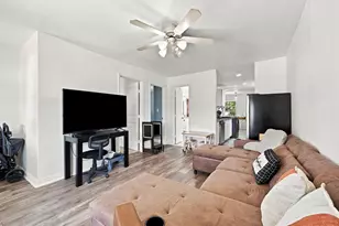 298 7th St, Honey Grove, TX 75446 - Photo 6