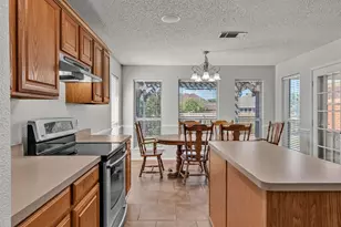 1017 Aaron Dr, Burleson, TX 76028 - Photo 14