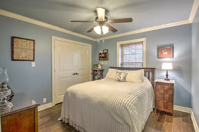 112 Sequoya Drive, Lake Kiowa, TX 76240 - Photo 16