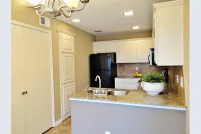 517 Ranch Trail #127, Irving, TX 75063 - Photo 6