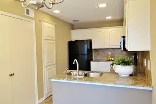 517 Ranch Trail, Irving, TX 75063 - Photo 6