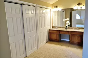 517 Ranch Trail, Irving, TX 75063 - Photo 16