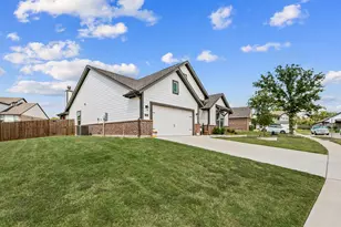 792 Feather Edge Dr, Springtown, TX 76082 - Photo 2