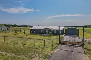 4340 Fm 1563, Wolfe City, TX 75496 - Photo 26
