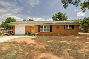1012 Rosebud Dr, Azle, TX 76020 - Photo 1