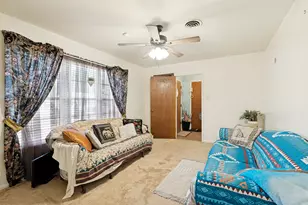 1012 Rosebud Dr, Azle, TX 76020 - Photo 6