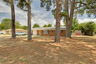 1012 Rosebud Dr, Azle, TX 76020 - Photo 22