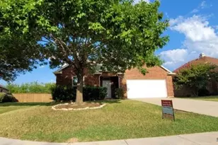 2604 Winterberry Ln, Little Elm, TX 75068 - Photo 1