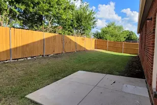2604 Winterberry Ln, Little Elm, TX 75068 - Photo 2